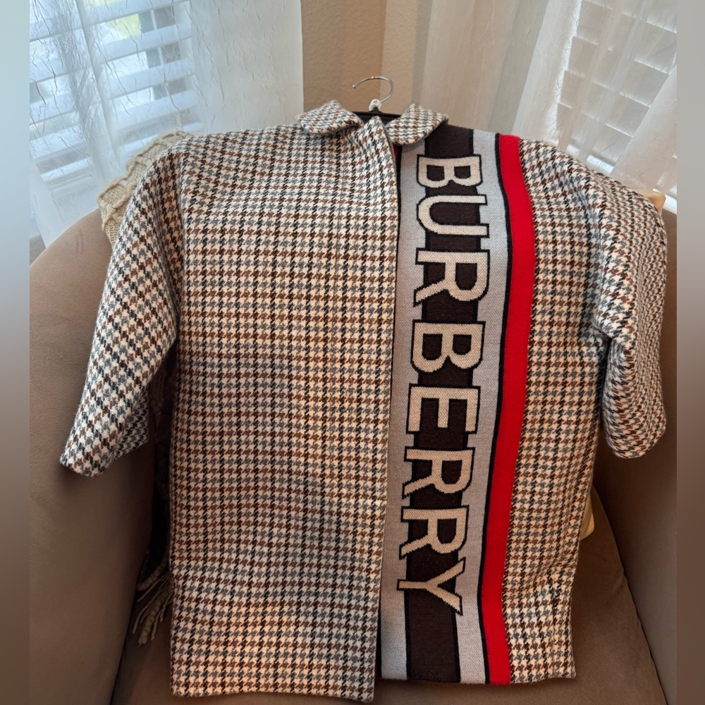Burberry Houndstooth Coat with Bold Stripe (Girls) size 4